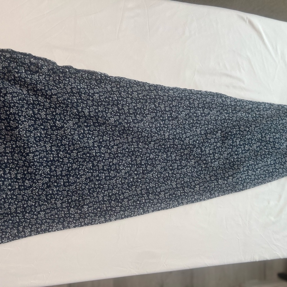 Abercrombie & Fitch Navy and White Floral Skirt